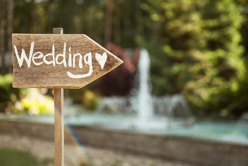 Do Wedding Planners Save You Money?