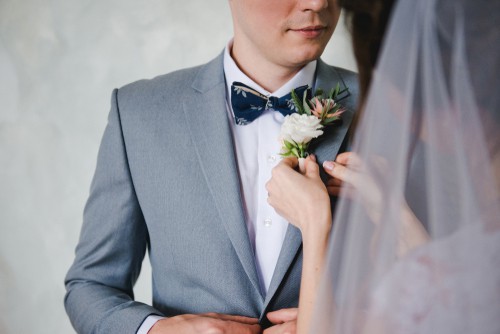 8 Ways The Groom Can Help With Wedding Planning